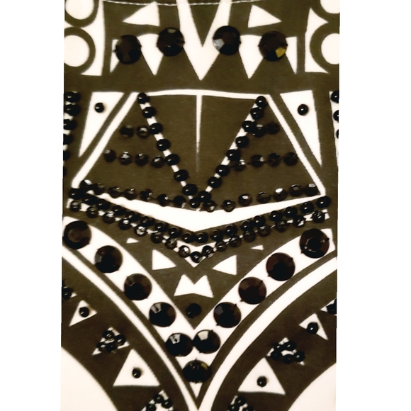 Arden B Black and White Aztecs beaded top Size L - Picture 4 of 6